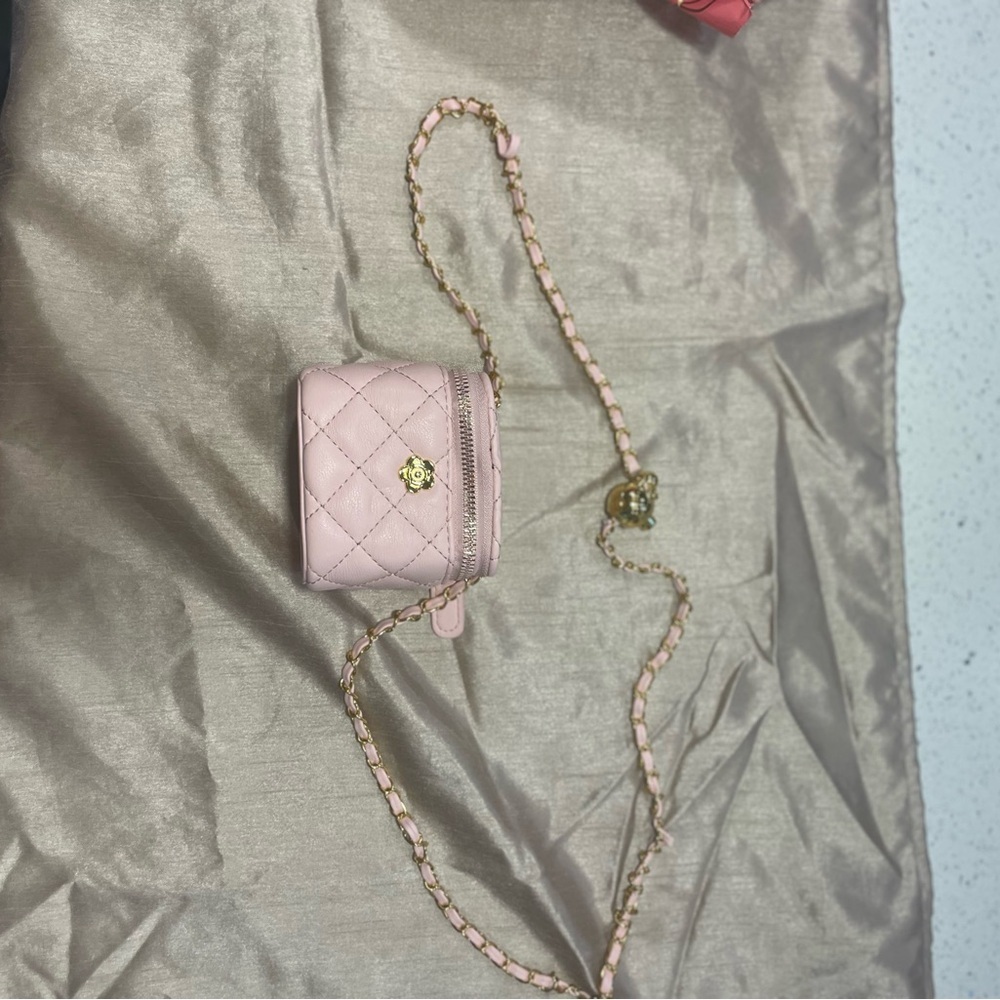 Mini pink & gold quilted women’s purse cross body
